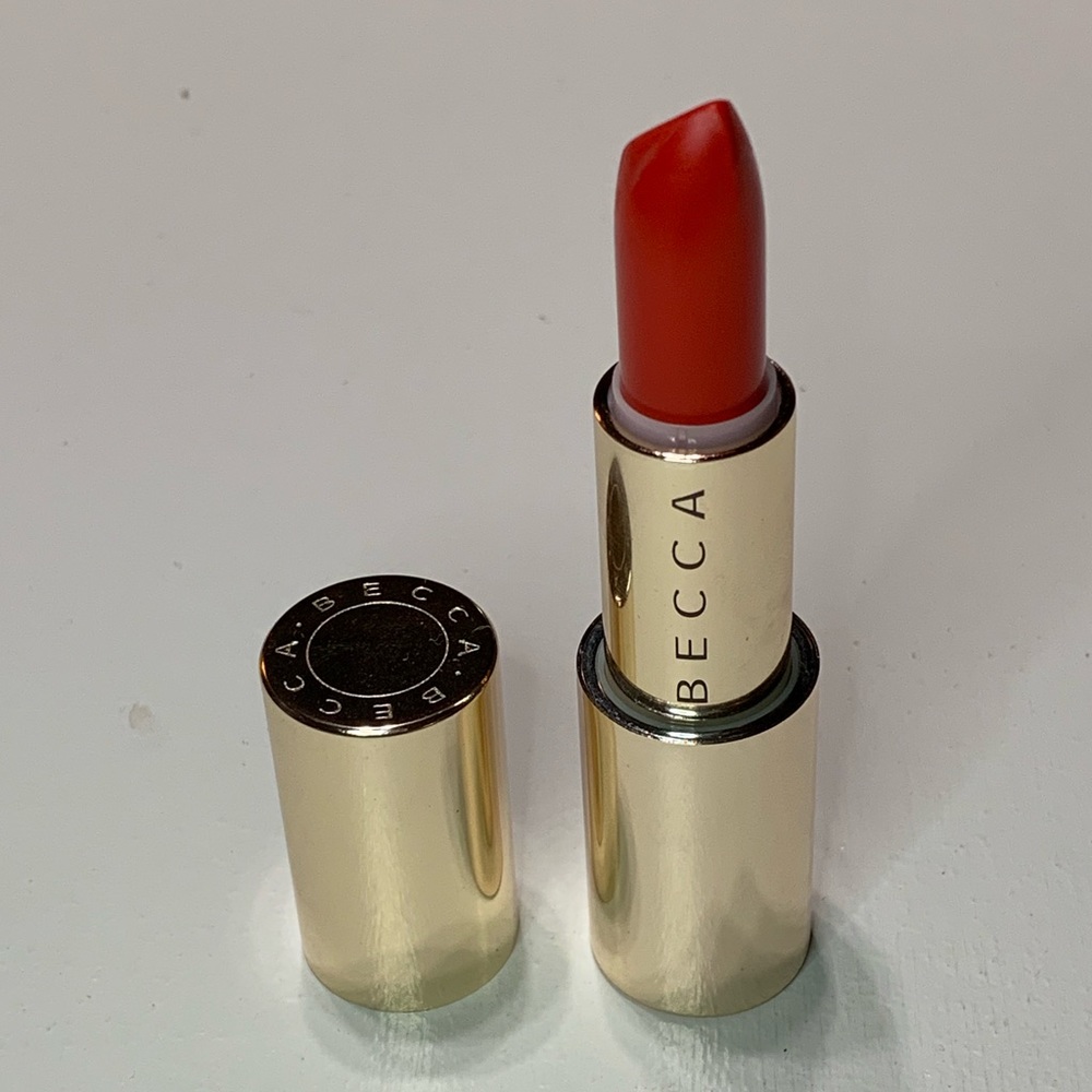 Becca x Khloe ultimate lipstick love in Hot tamale